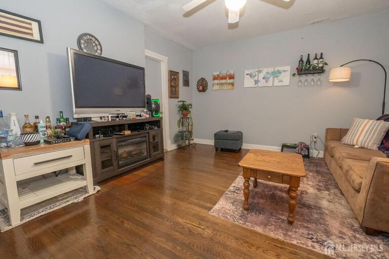 Photo 4 of 495 Amboy Avenue, Perth Amboy NJ 08861, Perth Amboy, NJ