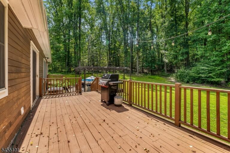 Property listing MLS 4047998 photo 10