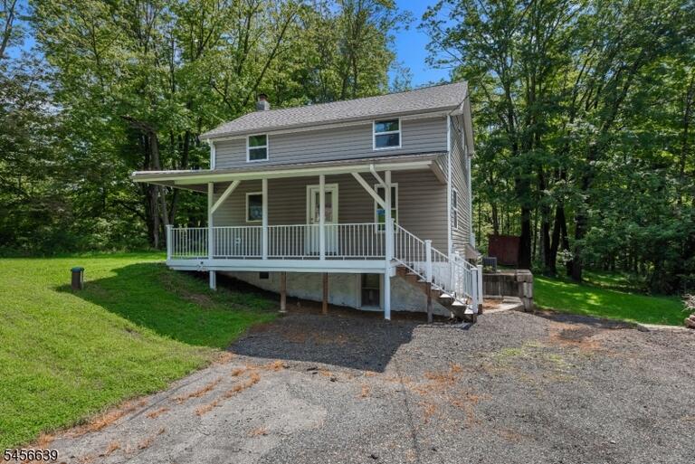Property listing MLS 4049356 photo 1