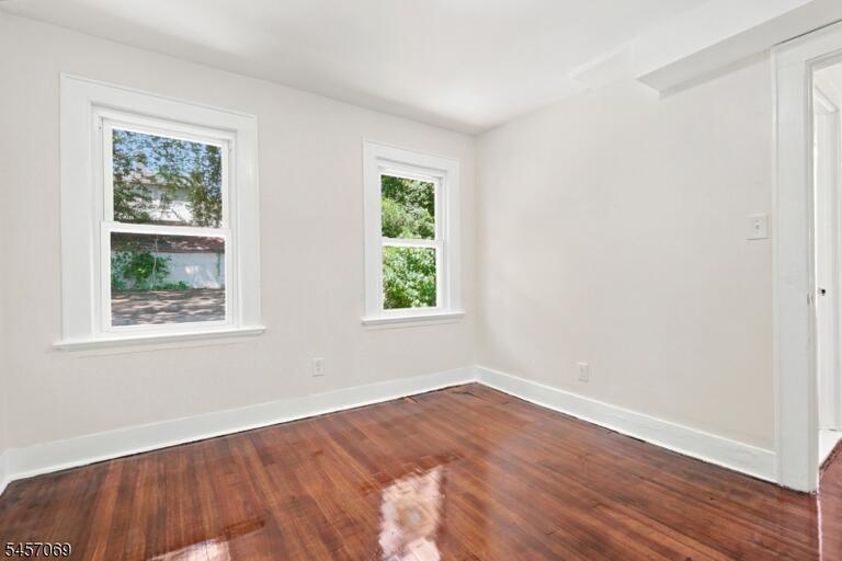Property listing MLS 4049633 photo 24