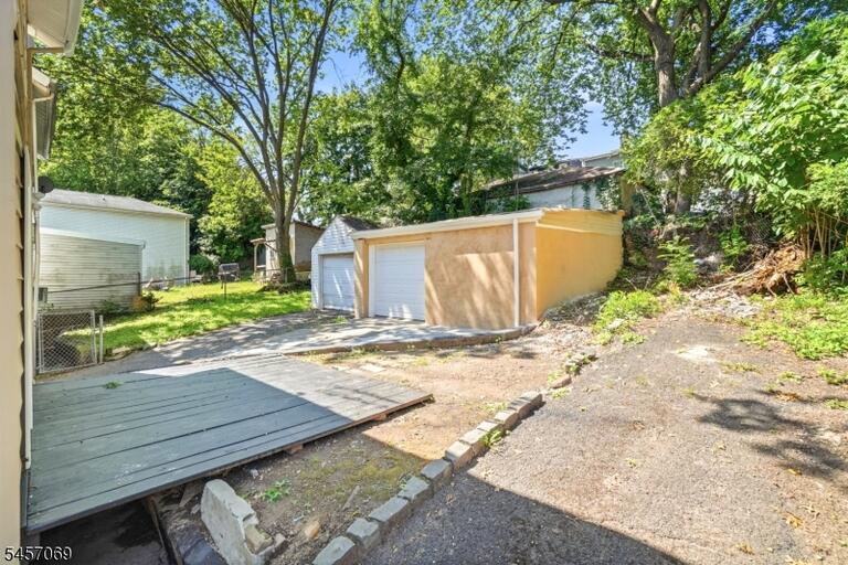 Property listing MLS 4049633 photo 39