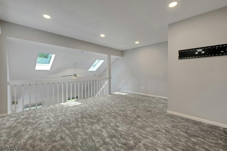 Property listing MLS 4050273 photo 23