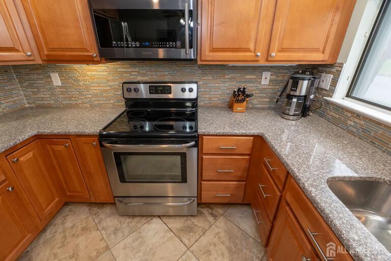 Photo 9 of 264-B Crosse Drive, Monroe NJ 08831, Monroe, NJ