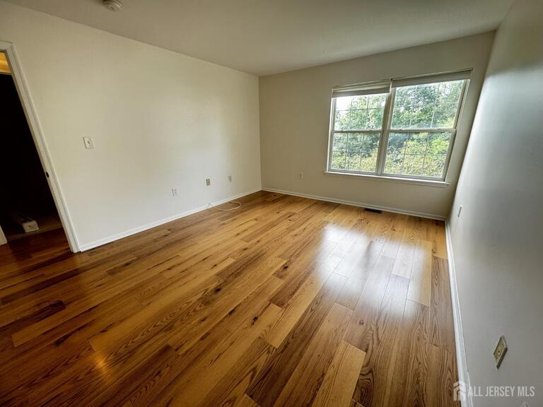 Photo 13 of 102 Wellington Park Drive, South Brunswick NJ 08540, South Brunswick, NJ