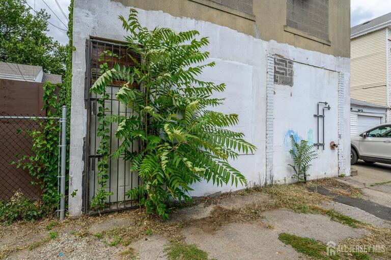 Photo 34 of 172 Lyon Street, Paterson NJ 07524, Paterson, NJ