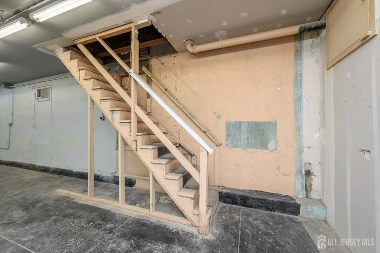 Photo 16 of 172 Lyon Street, Paterson NJ 07524, Paterson, NJ