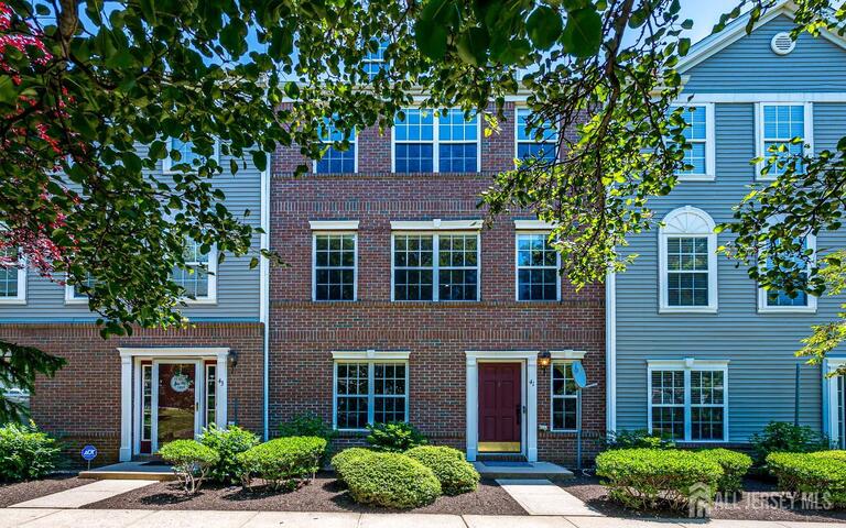 Photo 4 of 41 Rojewski Way, Parlin NJ 08859, Parlin, NJ