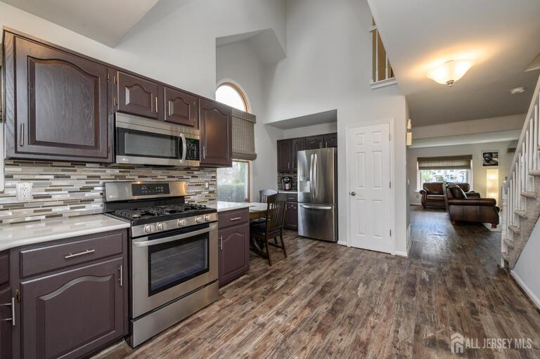 Photo 6 of 675 Raritan Road # 24, Clark NJ 07066, Clark, NJ