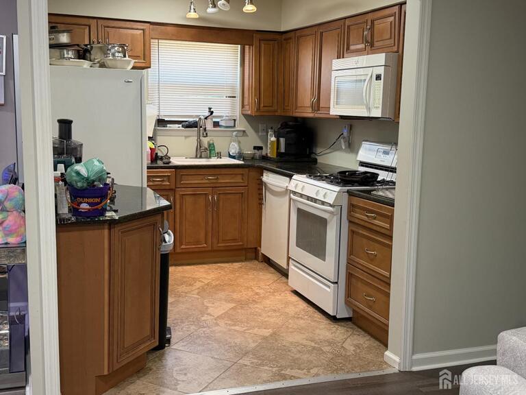 Photo 6 of 911 Yorkshire Drive, Flemington NJ 08822, Flemington, NJ