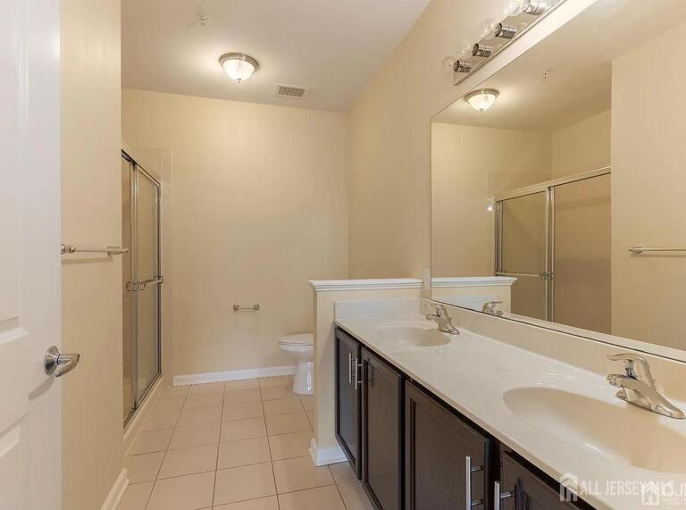 Photo 13 of 534 Doral Court, Piscataway NJ 08854, Piscataway, NJ