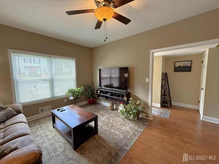 Photo 4 of 41 Dogwood Court, Jamesburg NJ 08831, Jamesburg, NJ