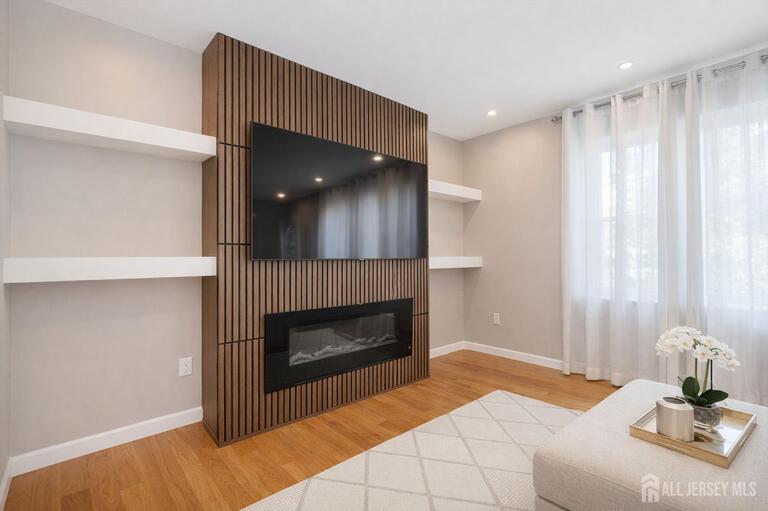 Photo 5 of 20 Cliff Avenue, Fords NJ 08863, Fords, NJ