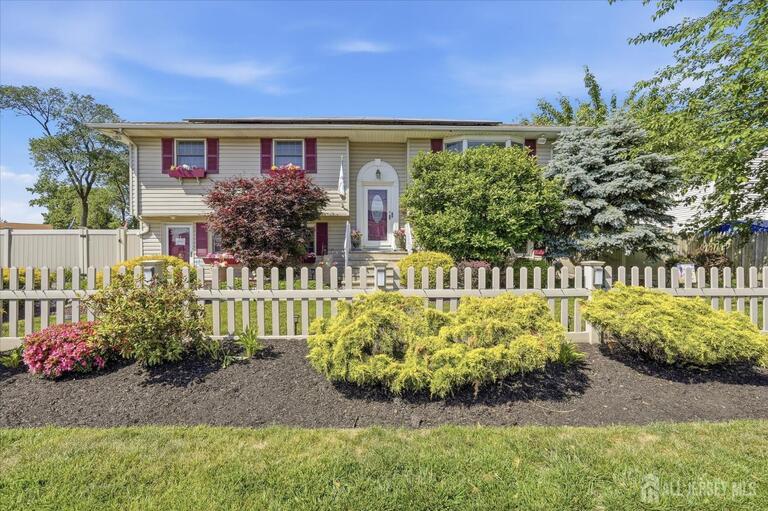Photo 2 of 902 10th Street, Union Beach NJ 07735, Union Beach, NJ
