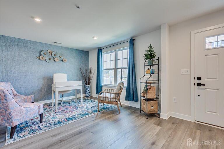 Photo 9 of 220 Anchor Way, Aberdeen NJ 07721, Aberdeen, NJ