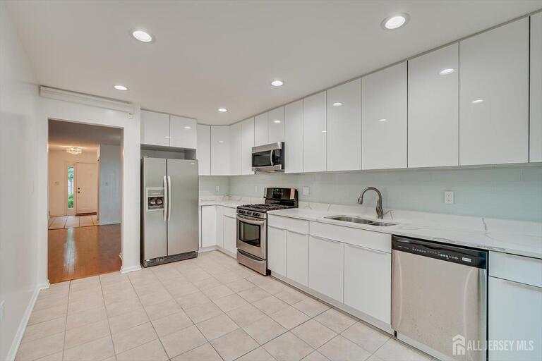 Photo 11 of 2103 Ackmen Court, Bridgewater NJ 08807, Bridgewater, NJ