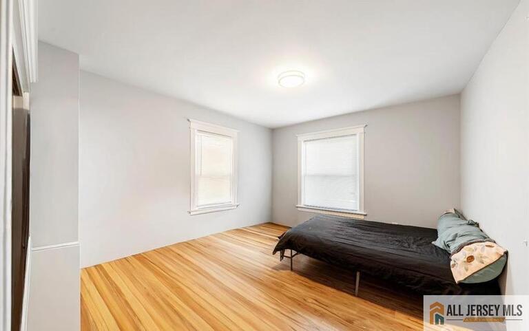 Photo 13 of 28 Oak Lane, Trenton NJ 08618, Trenton, NJ