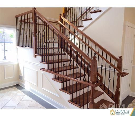 Photo 8 of 190 Pulaski Avenue # D, Sayreville NJ 08872, Sayreville, NJ