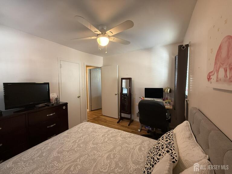 Photo 11 of 39 Stratford Road, East Brunswick NJ 08816, East Brunswick, NJ