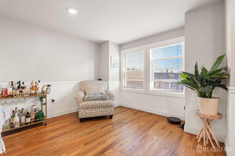 Photo 12 of 322 Mcguire Place, Perth Amboy NJ 08861, Perth Amboy, NJ