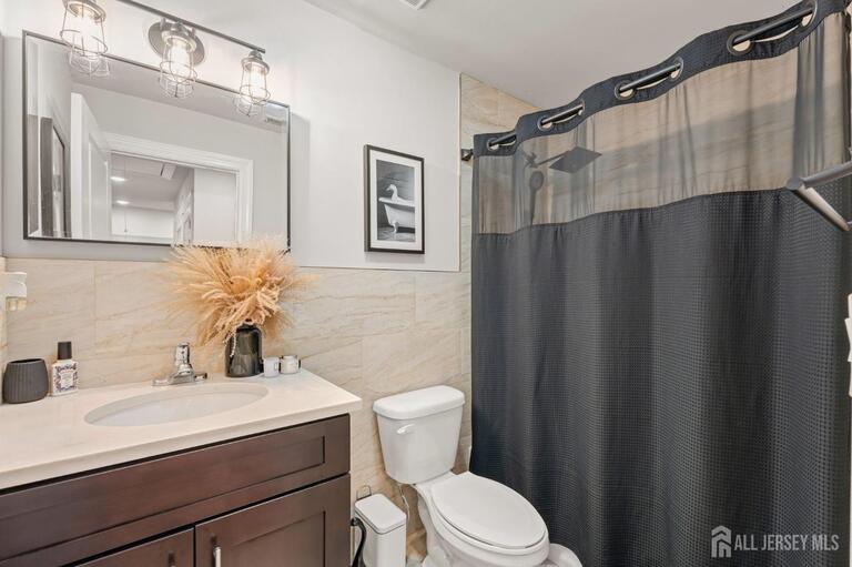 Photo 21 of 322 Mcguire Place, Perth Amboy NJ 08861, Perth Amboy, NJ