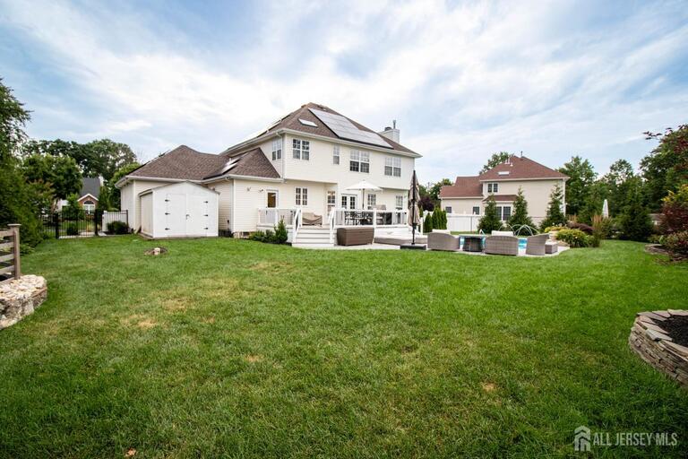 Photo 37 of 9 Pondview Drive, Tinton Falls NJ 07724, Tinton Falls, NJ