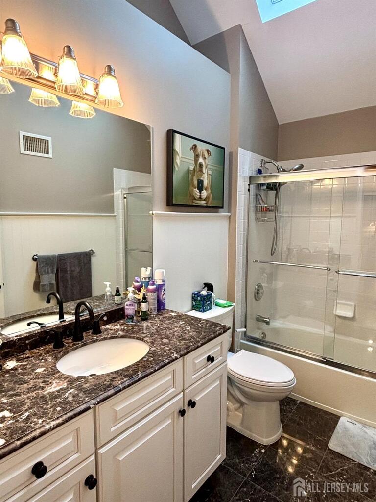 Photo 28 of 9 Pondview Drive, Tinton Falls NJ 07724, Tinton Falls, NJ