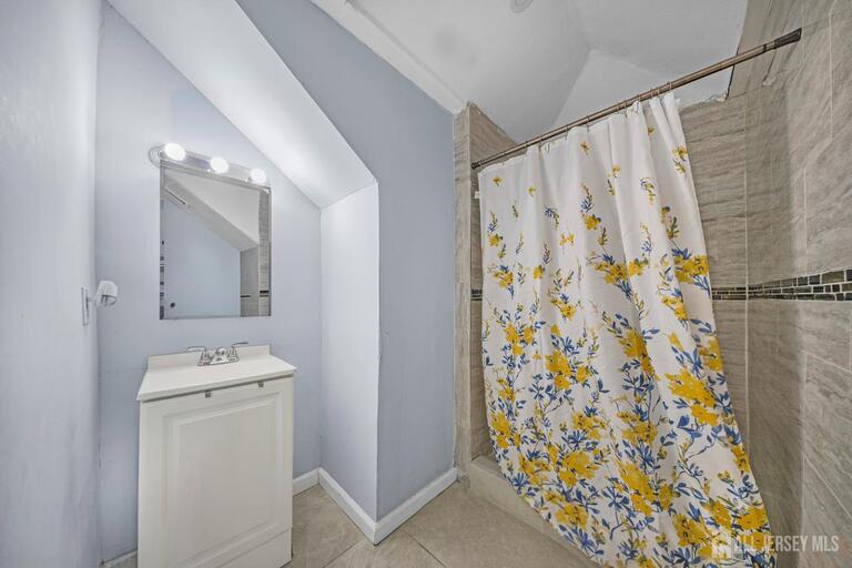 Photo 17 of 421-423 Magie Avenue, Elizabeth NJ 07208, Elizabeth, NJ