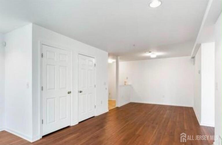 Photo 8 of 106 Chariot Court, Piscataway NJ 08854, Piscataway, NJ