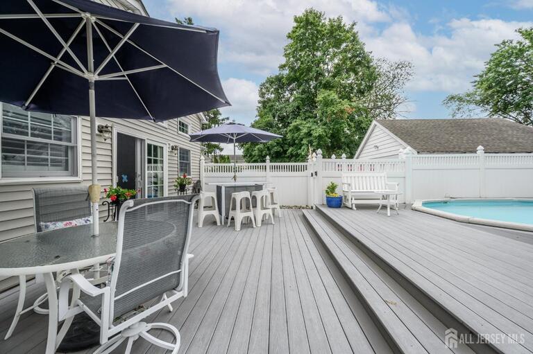 Photo 14 of 10 Crampton Avenue, Woodbridge Proper NJ 07095, Woodbridge Proper, NJ