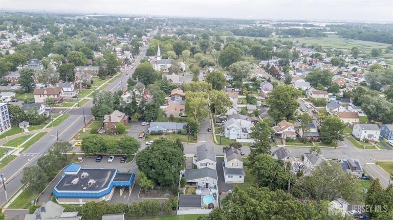 Photo 40 of 10 Crampton Avenue, Woodbridge Proper NJ 07095, Woodbridge Proper, NJ