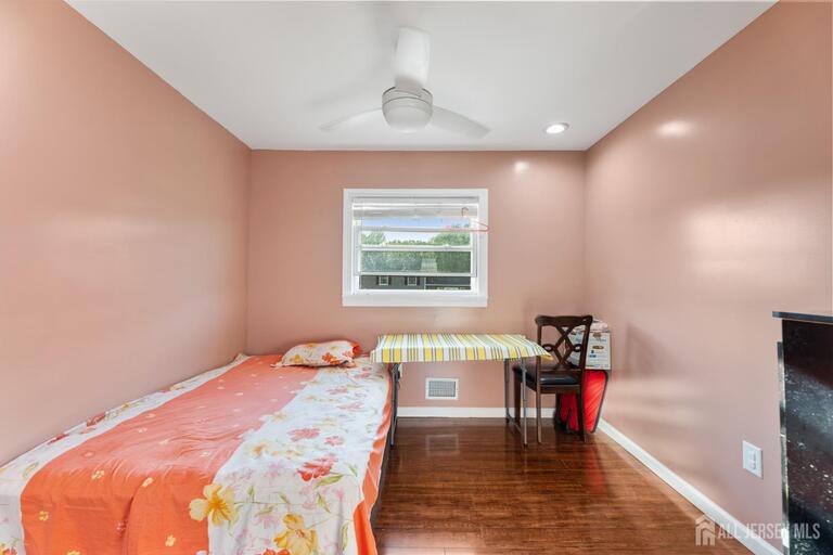 Photo 25 of 200 Rosewood Lane, Port Reading NJ 07064, Port Reading, NJ