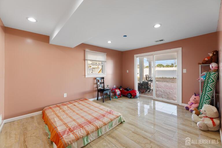 Photo 9 of 200 Rosewood Lane, Port Reading NJ 07064, Port Reading, NJ