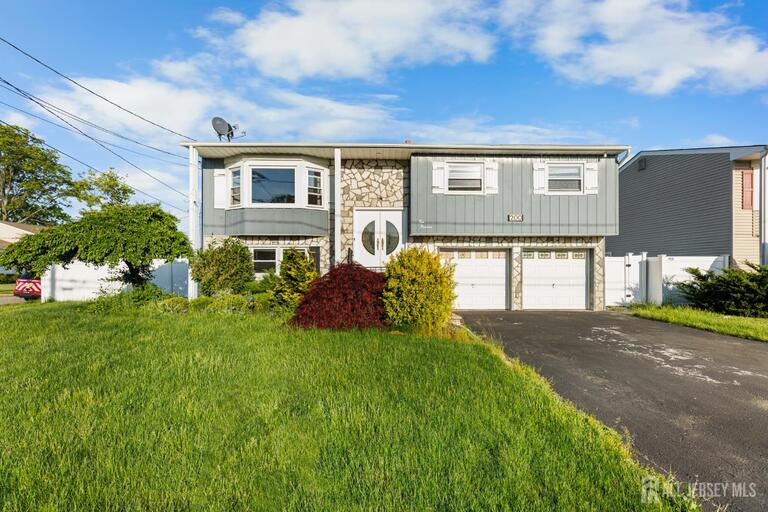 Photo 1 of 200 Rosewood Lane, Port Reading NJ 07064, Port Reading, NJ