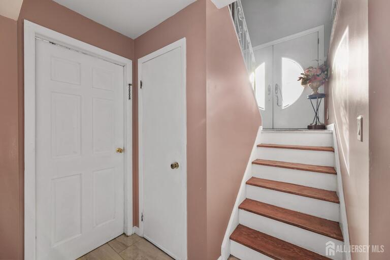 Photo 13 of 200 Rosewood Lane, Port Reading NJ 07064, Port Reading, NJ