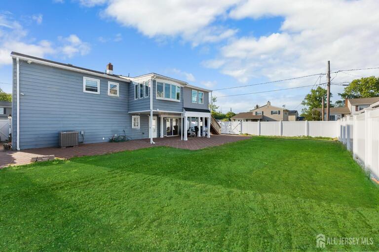 Photo 8 of 200 Rosewood Lane, Port Reading NJ 07064, Port Reading, NJ