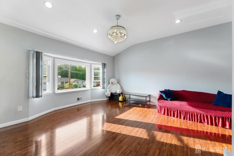 Photo 15 of 200 Rosewood Lane, Port Reading NJ 07064, Port Reading, NJ