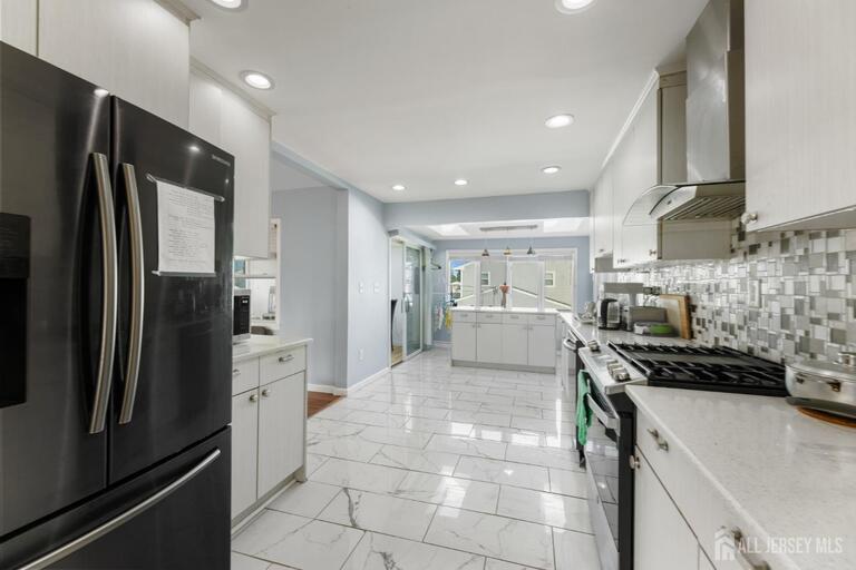 Photo 22 of 200 Rosewood Lane, Port Reading NJ 07064, Port Reading, NJ