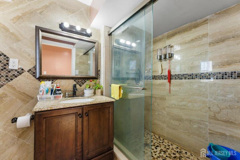Photo 12 of 200 Rosewood Lane, Port Reading NJ 07064, Port Reading, NJ