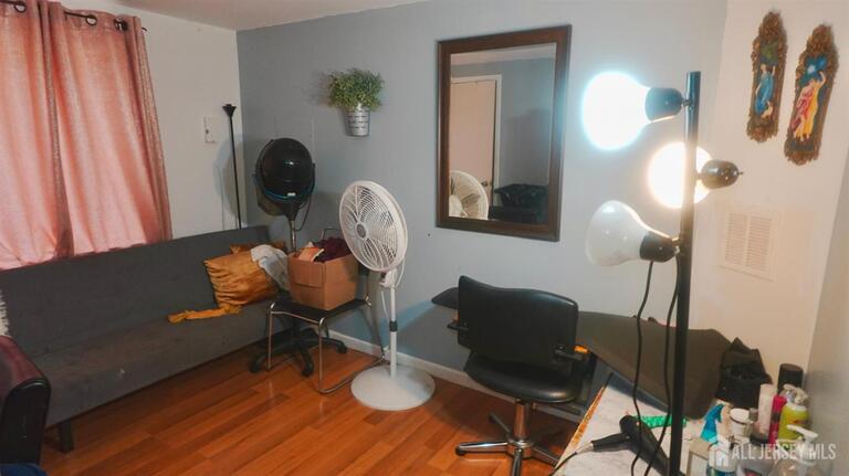 Photo 18 of 402 Holly Drive, Perth Amboy NJ 08861, Perth Amboy, NJ
