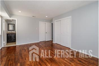 Photo 4 of 107 Edison Glen Terrace, Edison NJ 08837, Edison, NJ