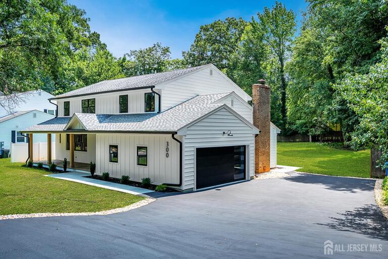 Photo 5 of 300 E Chestnut Avenue E, Metuchen NJ 08840, Metuchen, NJ