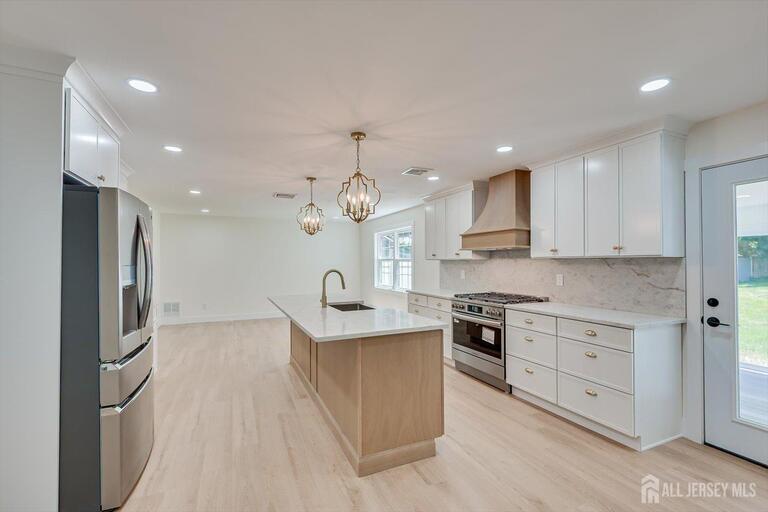Photo 38 of 300 E Chestnut Avenue E, Metuchen NJ 08840, Metuchen, NJ