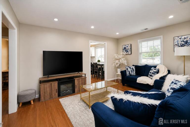 Photo 6 of 327 Woodland Avenue, Sayreville NJ 08879, Sayreville, NJ