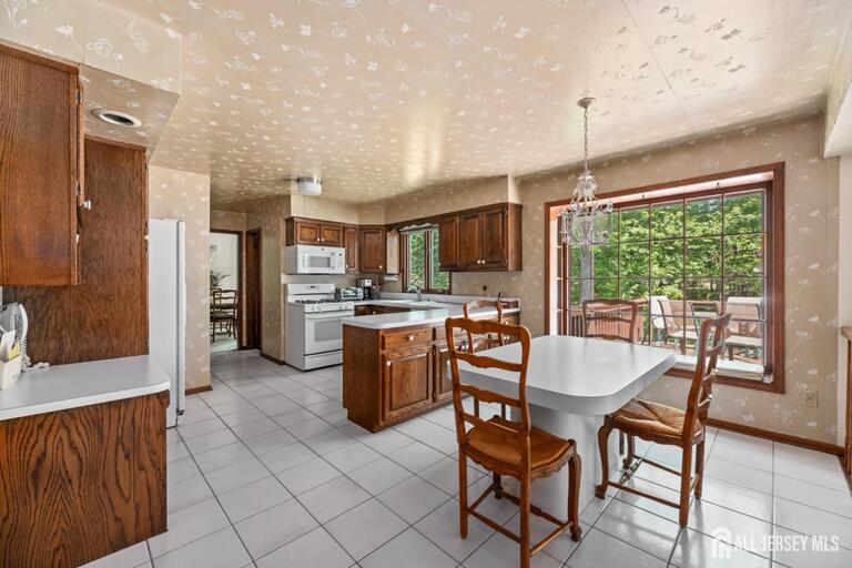 Photo 11 of 11 Aspen Circle, Edison NJ 08820, Edison, NJ