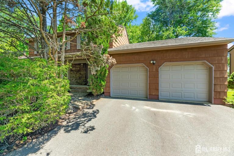Photo 1 of 11 Aspen Circle, Edison NJ 08820, Edison, NJ