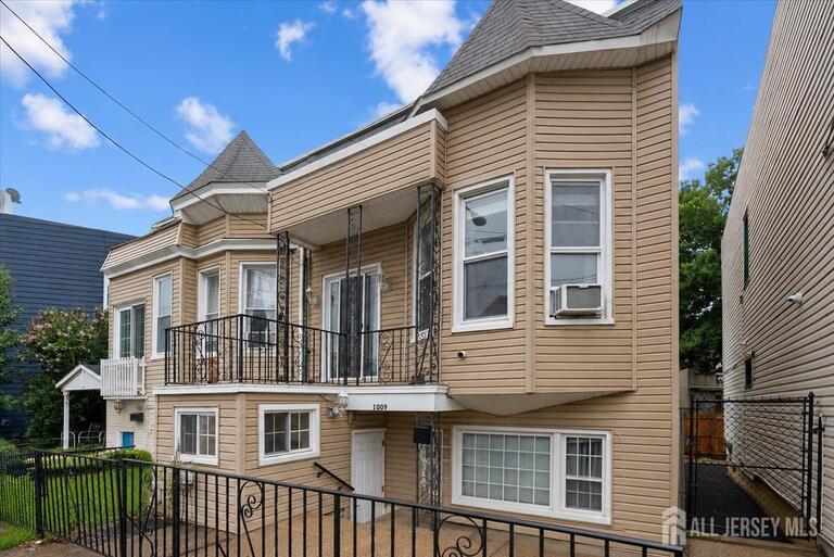 Photo 1 of 1009 Paterson Plank Road, North Bergen NJ 07047, North Bergen, NJ