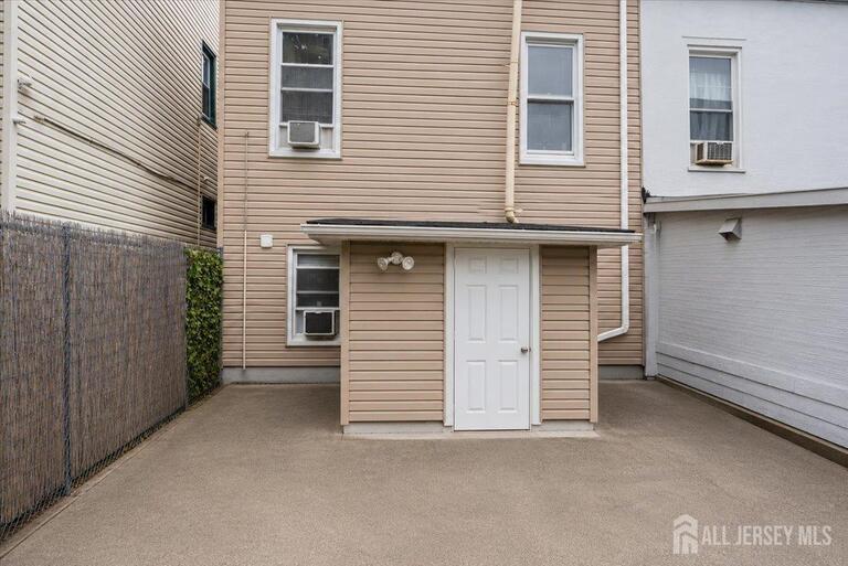 Photo 27 of 1009 Paterson Plank Road, North Bergen NJ 07047, North Bergen, NJ