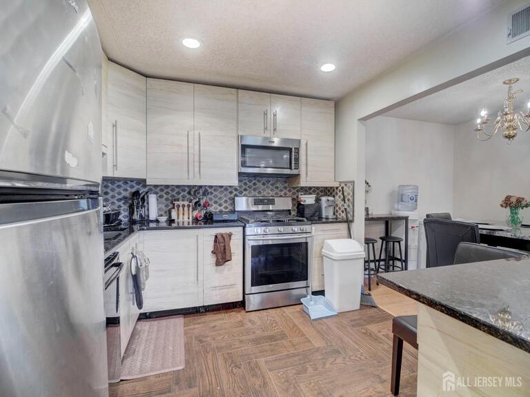 Photo 6 of 380 Lancaster Court, Piscataway NJ 08854, Piscataway, NJ