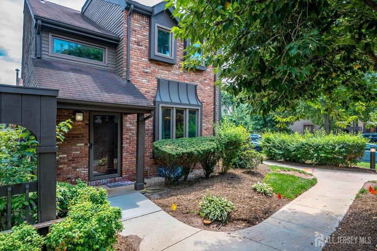 Photo 3 of 93 Riverbend Drive, North Brunswick NJ 08902, North Brunswick, NJ