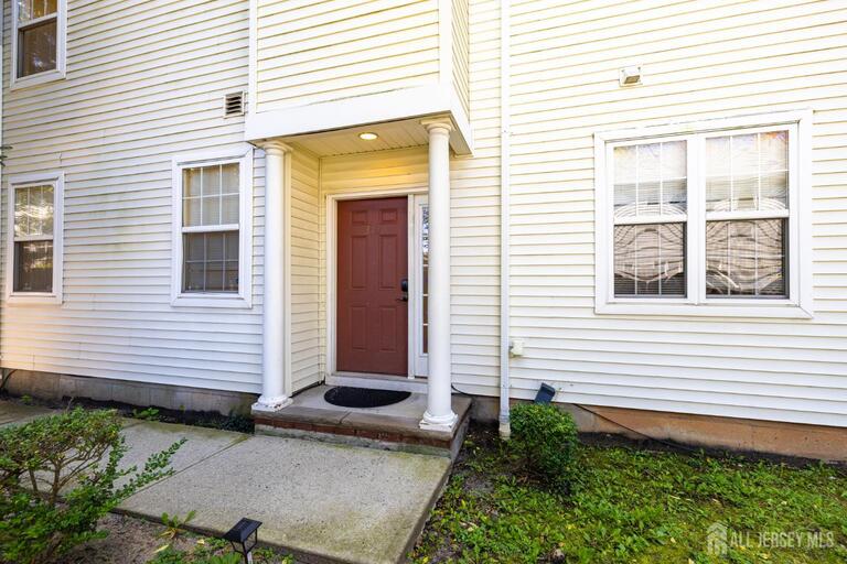 Photo 2 of 315 Birch Court, New Brunswick NJ 08901, New Brunswick, NJ